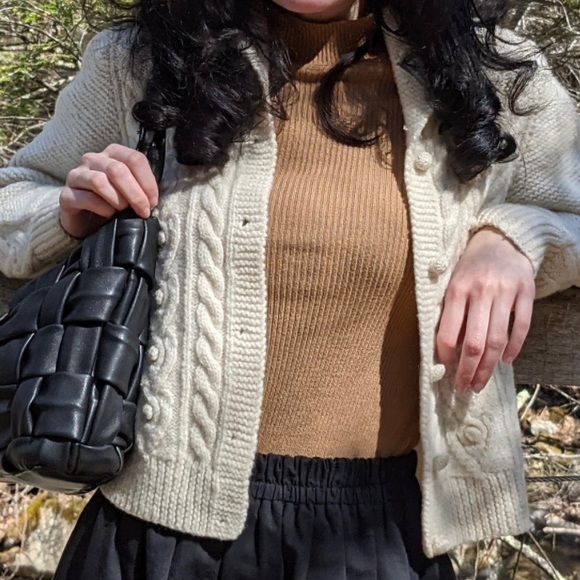 L.L. Bean Vintage Cardigan - Picture 6 of 7